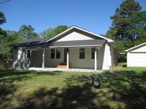 1124 Fourth St, Jena, LA 71342