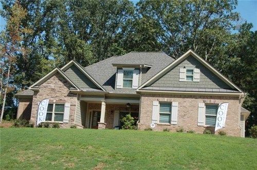 1404 Shadowstone Dr, Winder, GA 30680