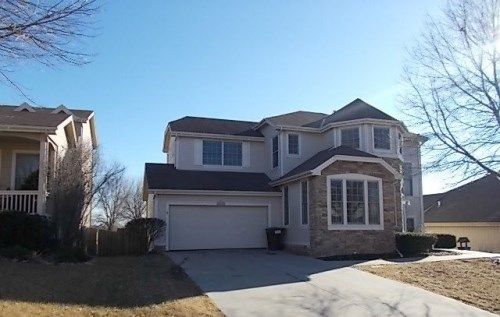 2701 Morrie Dr, Bellevue, NE 68123