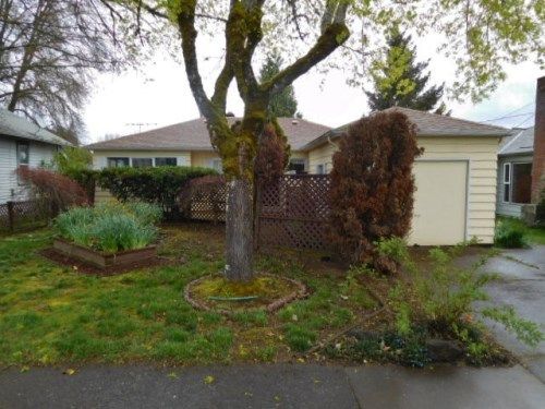 1425 Takena St SW, Albany, OR 97321