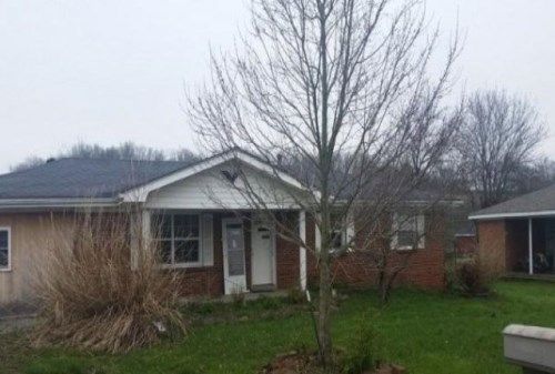 412 McBee Dr, Danville, KY 40422