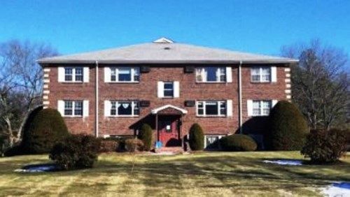 118 Parker St Apt 22, Acton, MA 01720