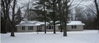 31137 Olmstead Rd, Rockwood, MI 48173