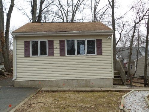 311 Windsor Ave, Hopatcong, NJ 07843