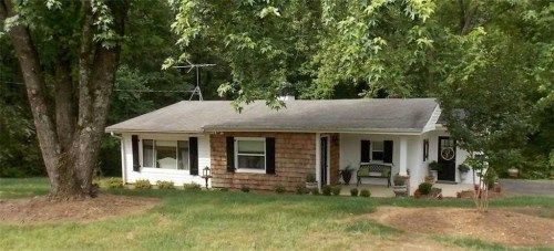 802 Mcclure Dr, Cumming, GA 30028