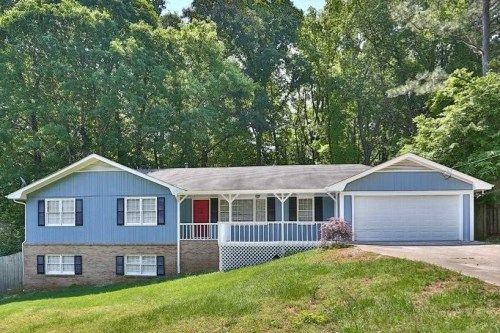 1734 Lamancha Dr, Lawrenceville, GA 30044