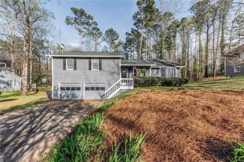 1106 Canterbury Ln, Woodstock, GA 30188