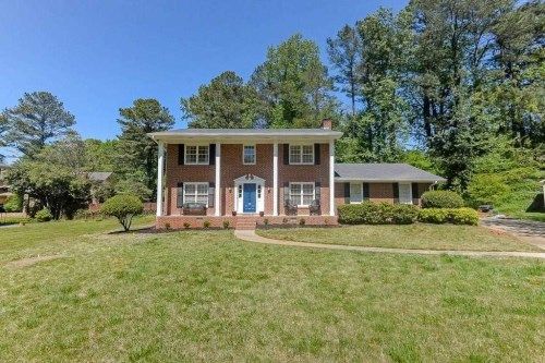 3834 E Hayward Ct, Tucker, GA 30084