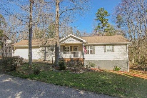 257 Circle Dr, Clarkesville, GA 30523