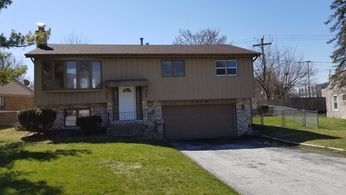 3119 Lexington Dr, Hazel Crest, IL 60429