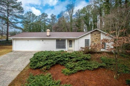 4605 Jamerson Creek Dr, Marietta, GA 30066