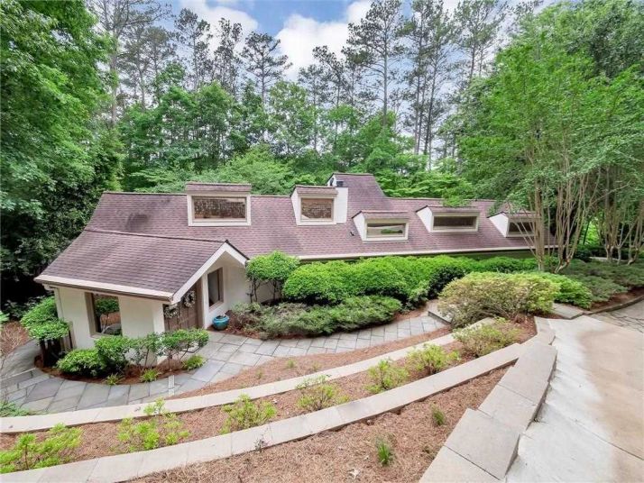 250 Fairway Ridge, Alpharetta, GA 30022