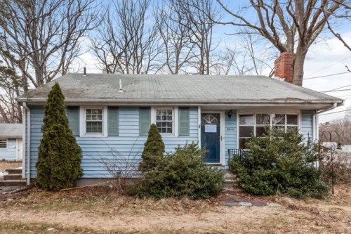 11 Sylvan Rd, Holbrook, MA 02343