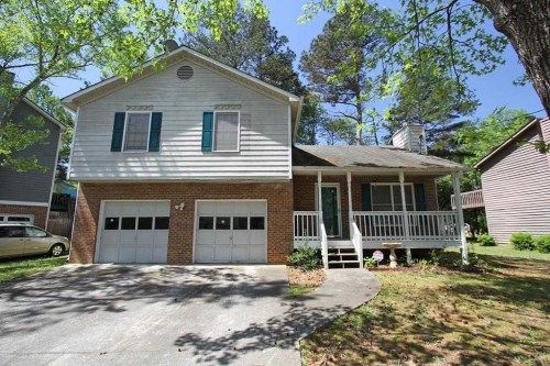 381 Canterbury Ln, Lawrenceville, GA 30046