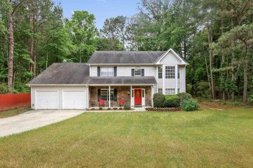 5545 Lywellen Dr, Stone Mountain, GA 30087