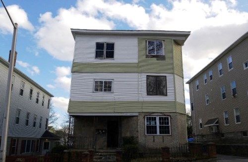 6 Village St, Worcester, MA 01604