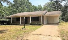 157 Mcgregor Chapel Rd S Pontotoc, MS 38863