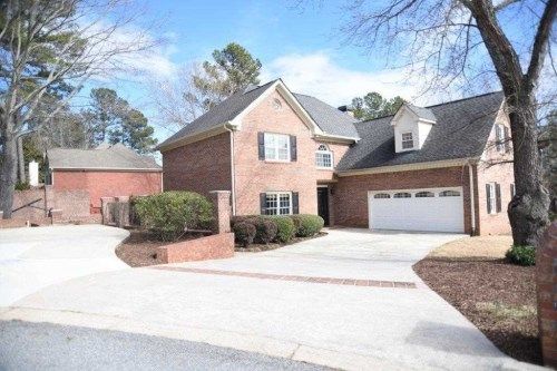 1751 Bergen Ct, Lawrenceville, GA 30043