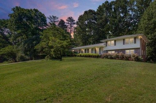 165 Devonwood Dr, Atlanta, GA 30328