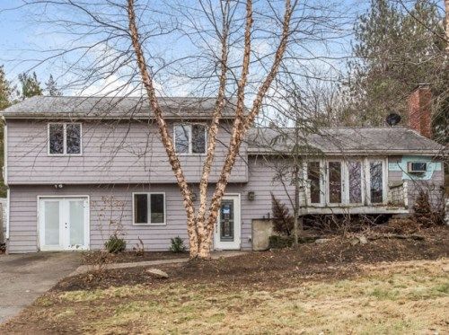 87 Foster St, North Andover, MA 01845