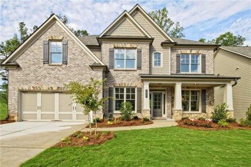 6704 Trailside Dr, Flowery Branch, GA 30542