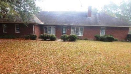 1131 Lynn Drive, Waycross, GA 31503