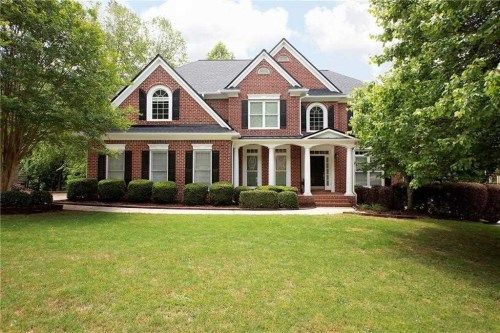 210 Cedarhurst Dr, Canton, GA 30115