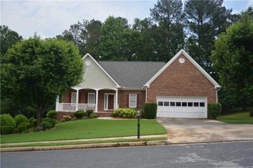 4492 Saddle Bend Trl, Snellville, GA 30039