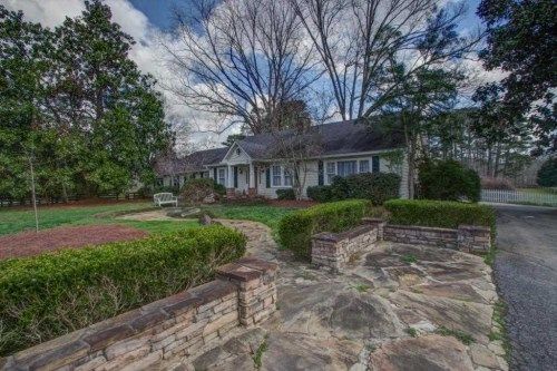 13285 Cogburn Rd, Alpharetta, GA 30004