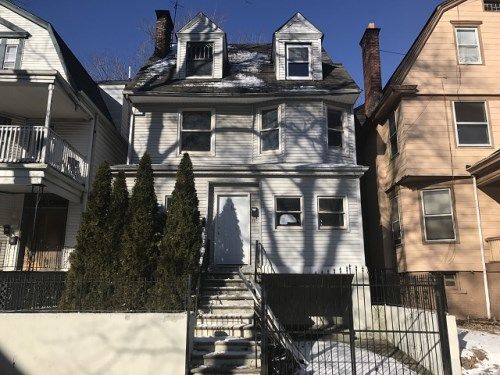 63 Amherst St, East Orange, NJ 07018