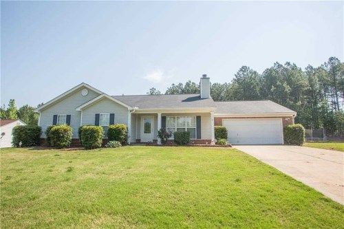 1246 Persimmon Place Dr, Bethlehem, GA 30620