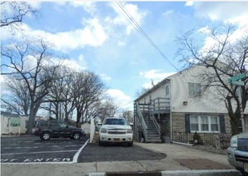 16 Luppatatong Ave, Keyport, NJ 07735