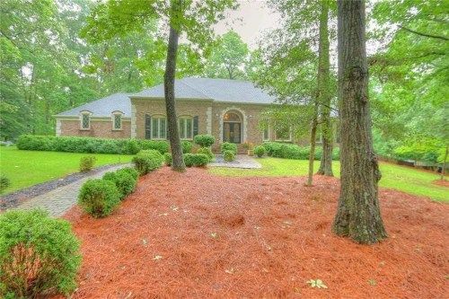 1169 Grapevine Trl, Monroe, GA 30656