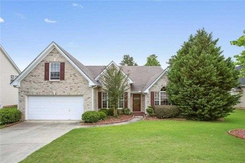 1040 Chimney Trace Way, Lawrenceville, GA 30045