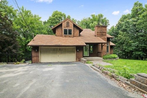 37 Sleepy Hollow Rd, Sussex, NJ 07461