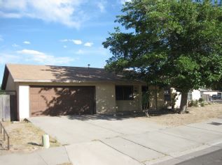 10414 Del Haven St SW, Albuquerque, NM 87121