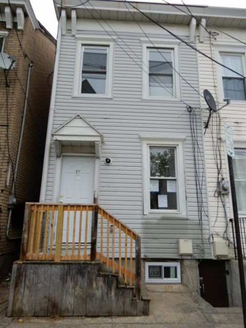 36 Jersey St, Trenton, NJ 08611