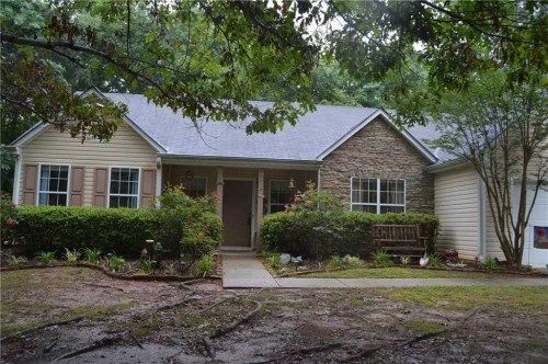 157 Azalea Dr, Winder, GA 30680