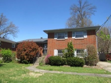 4211 Wooded Way, Louisville, KY 40219
