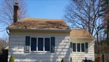 31 Crane Neck Dr Sound Beach, NY 11789