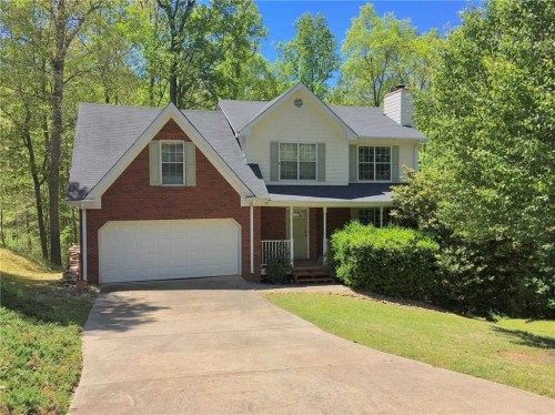 5383 Forest Dr, Loganville, GA 30052