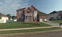 15 Bloomfield Rd Englishtown, NJ 07726