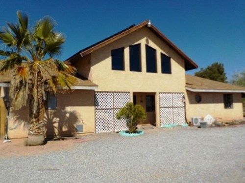 382 Cherokee Trl, Yucca Valley, CA 92284