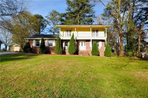 2161 Pinehurst Rd, Snellville, GA 30078