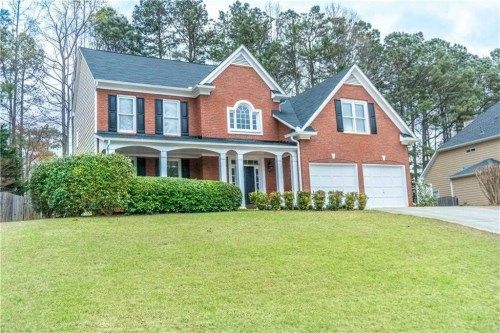 390 Silverthorne Point, Lawrenceville, GA 30043