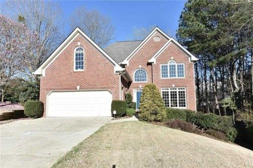 2853 Saint George Ct, Tucker, GA 30084