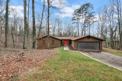 5527 Hidden Harbor Dr, Gainesville, GA 30504