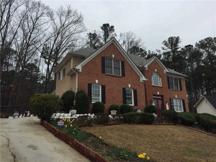 6854 Blantyre Blvd, Stone Mountain, GA 30087