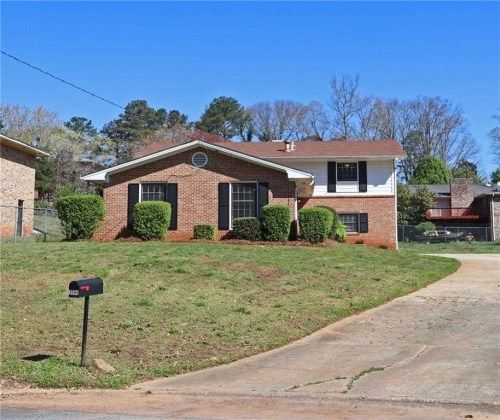 3594 Crown Point Ct, Decatur, GA 30032