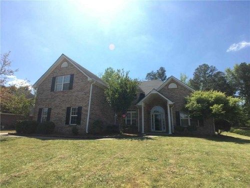 381 Glouchester Dr, Locust Grove, GA 30248